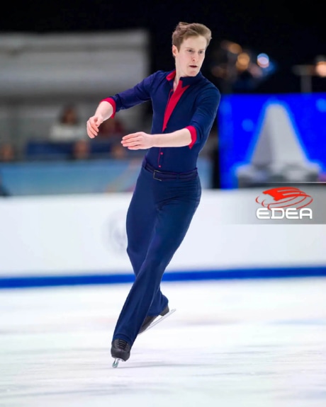 Ice Gallery Skates U.S.